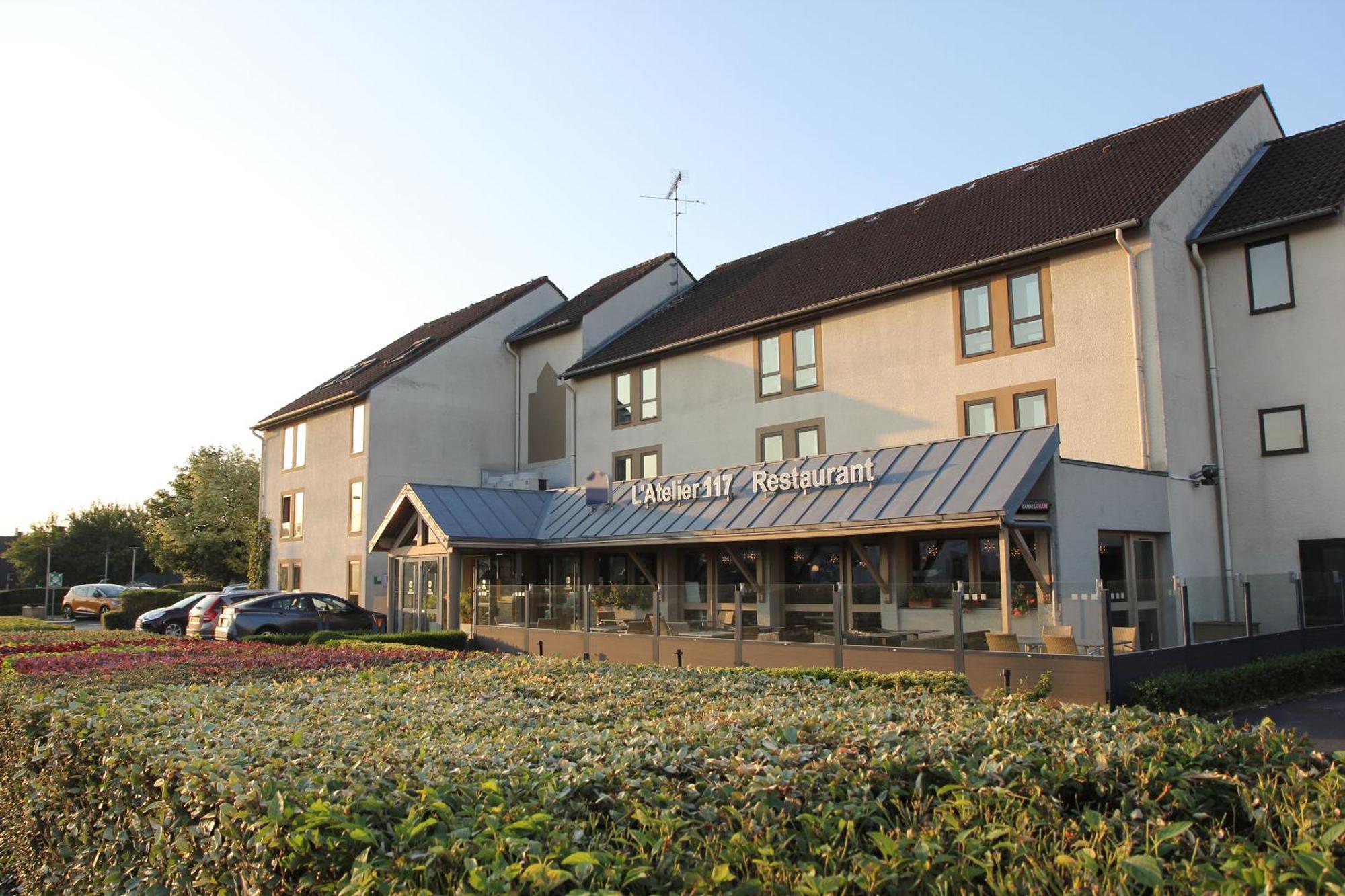 Best Western L'Atelier 117 Maubeuge Bagian luar foto