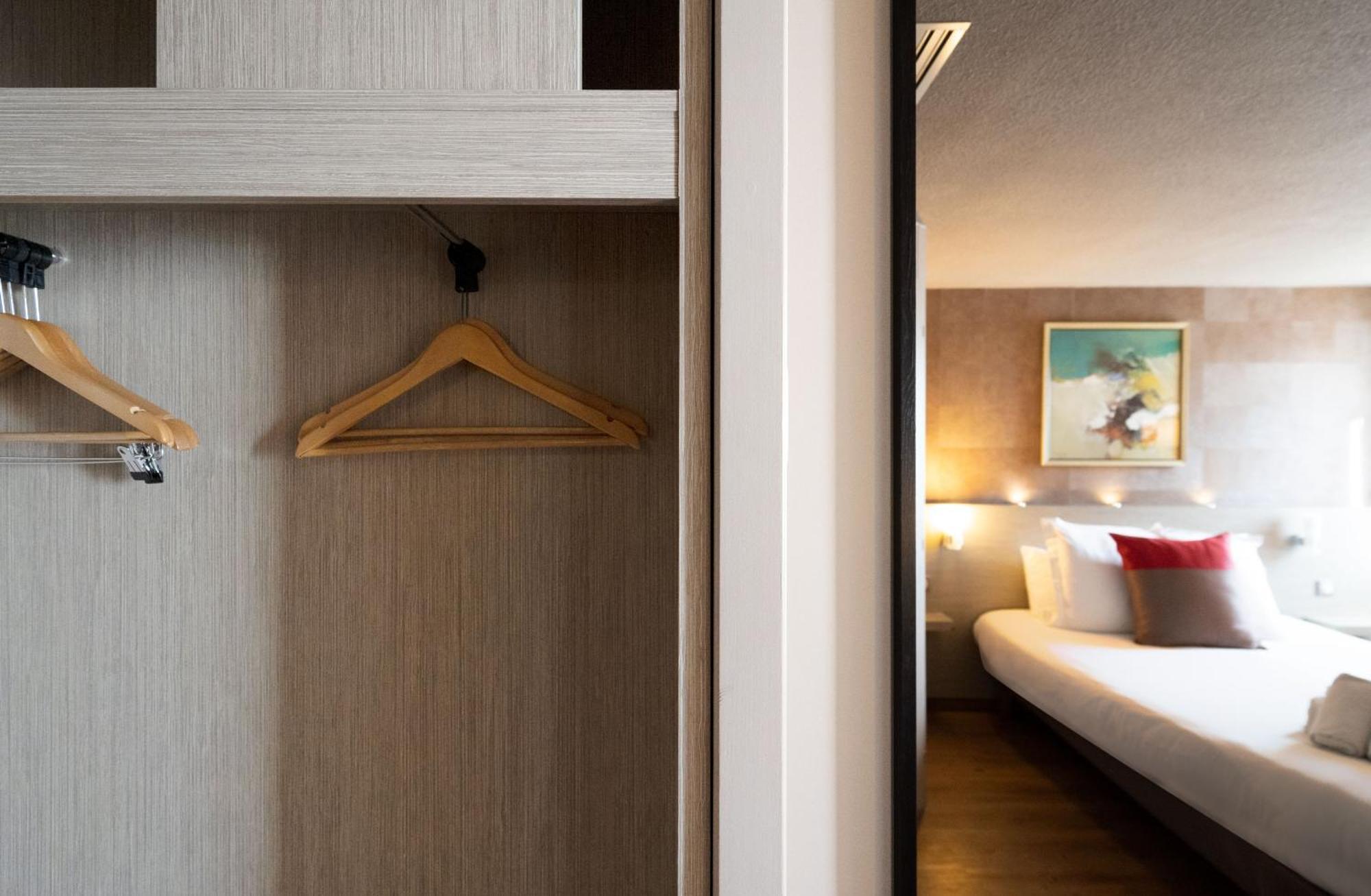 Best Western L'Atelier 117 Maubeuge Bagian luar foto